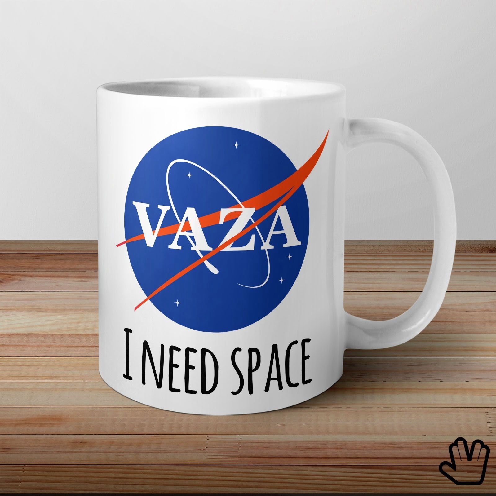 Caneca VAZA I NEED SPACE 1 Caneca VAZA I NEED SPACE